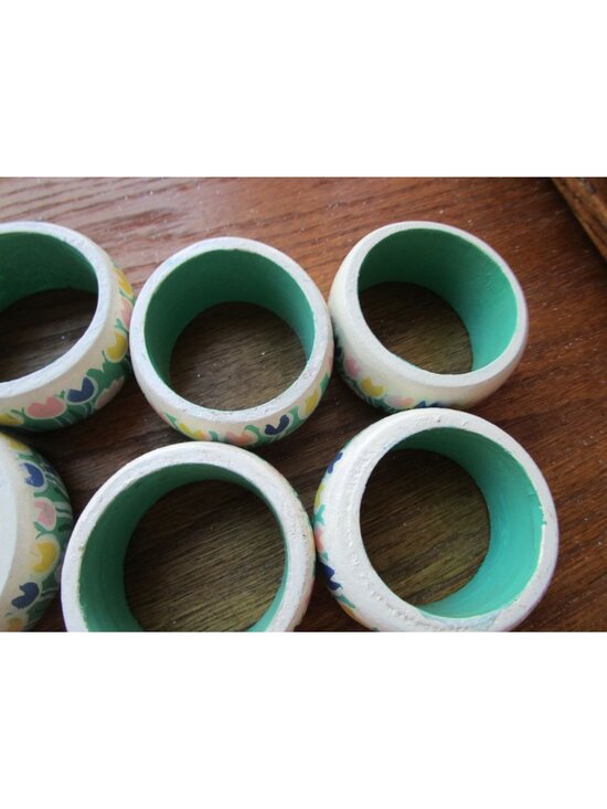 Vintage Painted Wood Easter Bunny Rabbit Tulip Napkin Rings Ten GUC - Picture 14 of 16